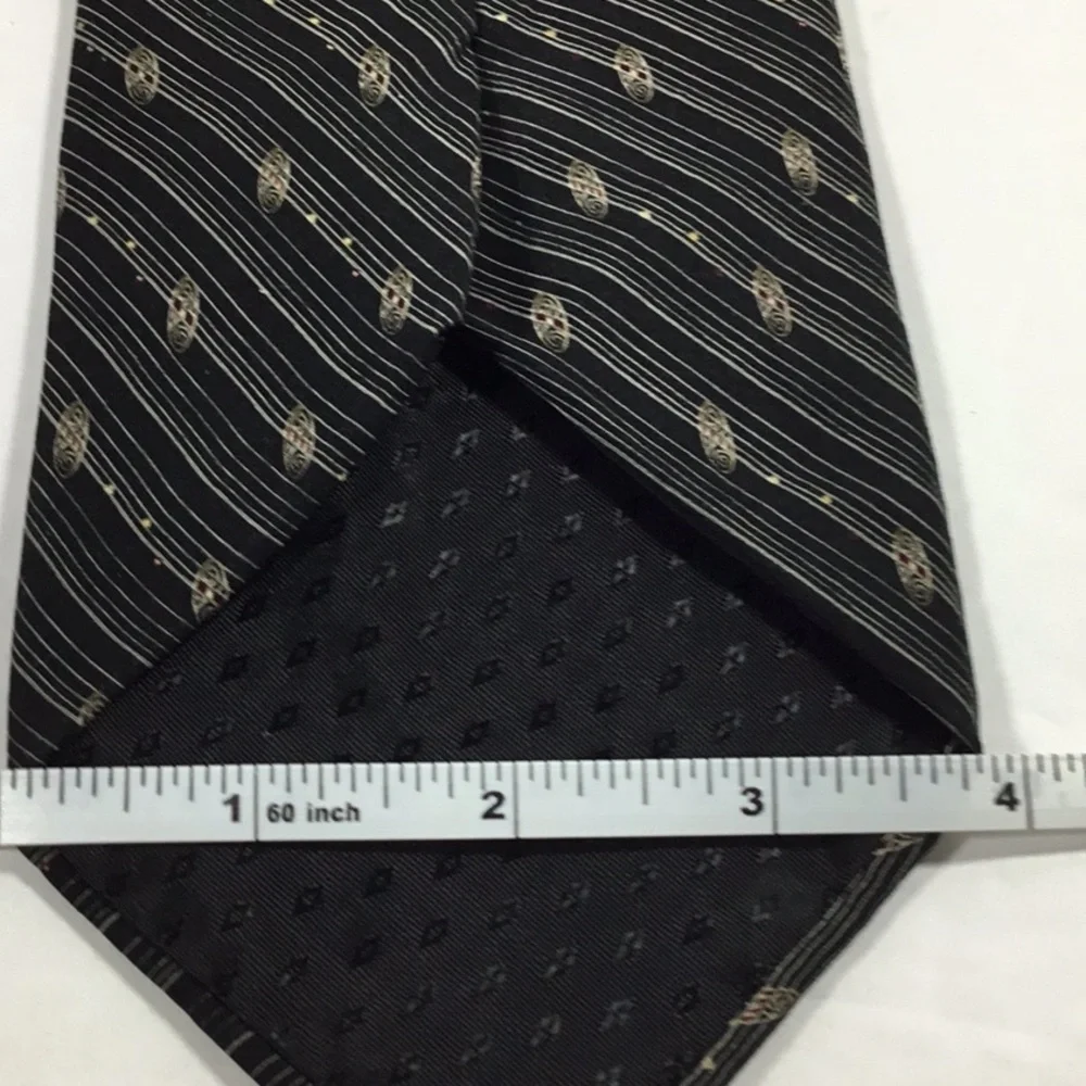 3/$20 Bill Blass Black Label Silk Tie Geometric